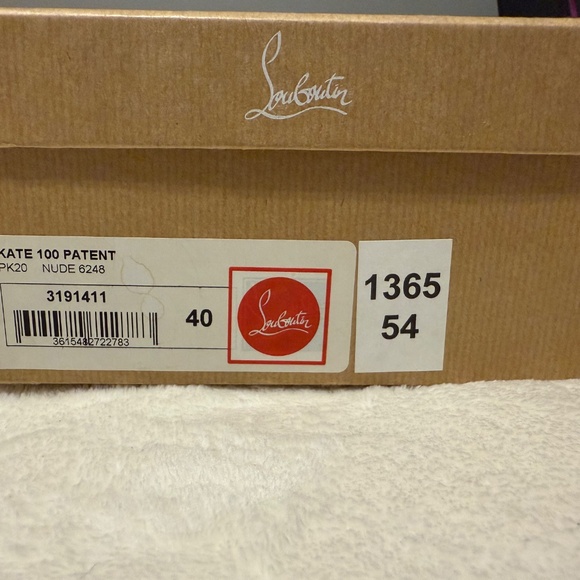 Christian Louboutin Patent Kate 100 - Nude - Picture 11 of 12